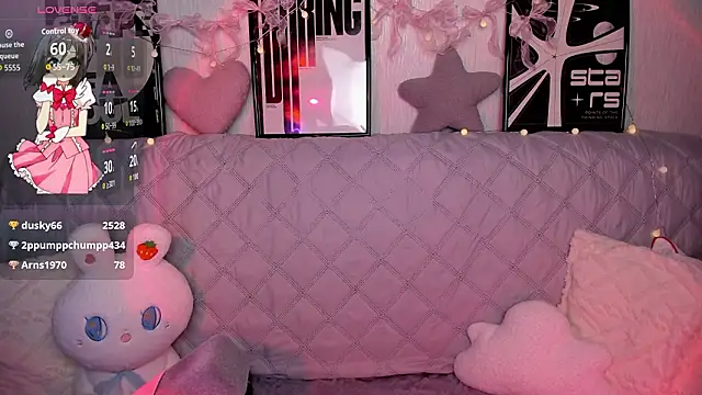 KittiMissi Chat XXX live