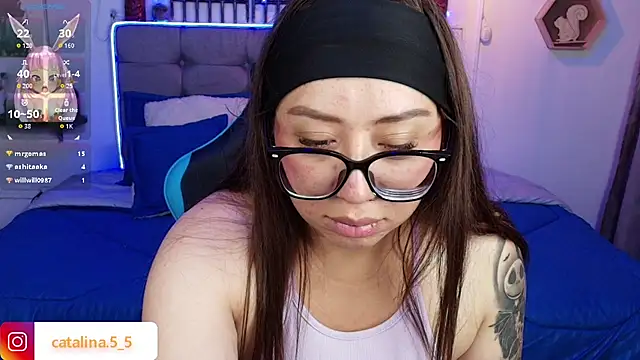 Kata_Bigboobs Adlı Modelin Canlı XXX Sohbeti