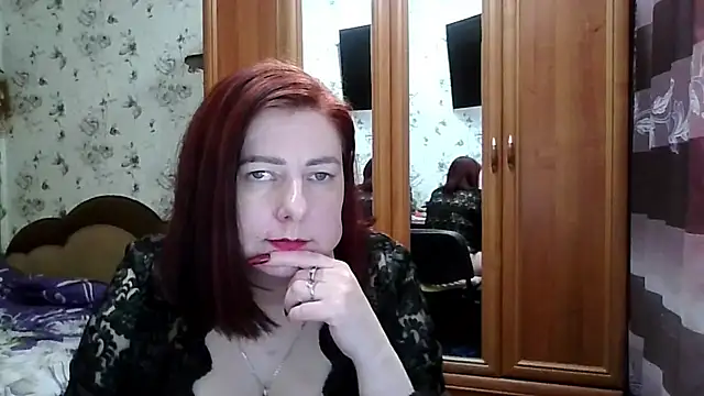 SophieNightAhのライブXXXチャット