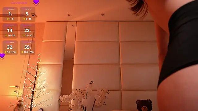 Lilly_Colins' Live XXX Chat