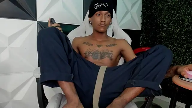 ManSant Live XXX Chat