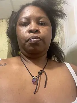 Ashleypumper: онлайн-секс-чат