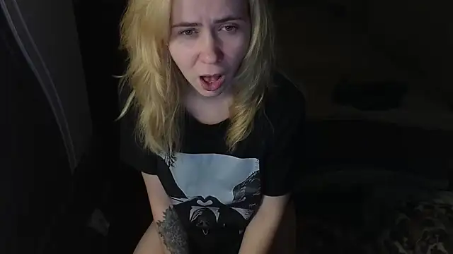 Riley_Roo Chat XXX live