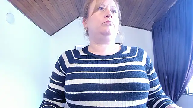 MonyCassius Chat XXX live