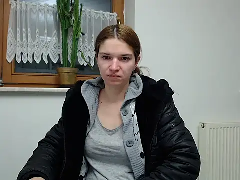 Mercedeswoman8's Live XXX Chat