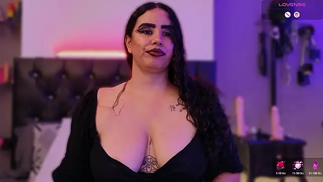 MariaGaitan 现场XXX聊天