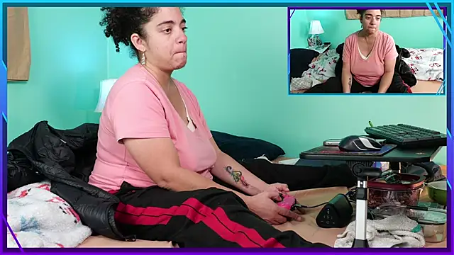 Chatroom XXX en direct de nsfwismorefun