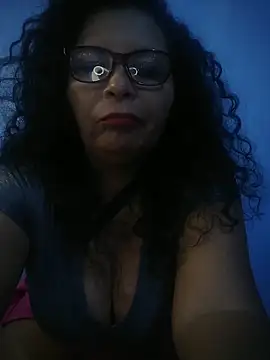 Amarantha25 live XXX chat