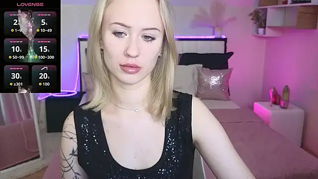 SashaBrooks: онлайн-секс-чат