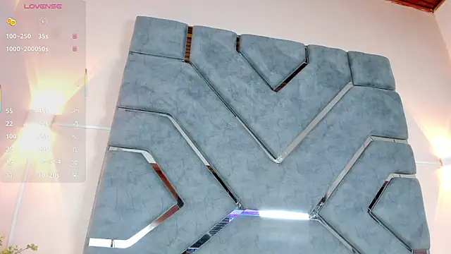 LucciaPorter 现场XXX聊天