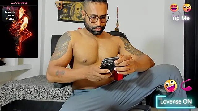 MattRodriguez9 Adlı Modelin Web Kamerası Şovu