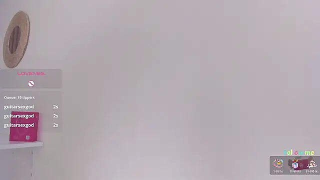 Chatroom XXX en direct de TiffanyWright