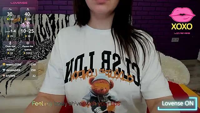 Chatroom XXX en direct de GlowMimi