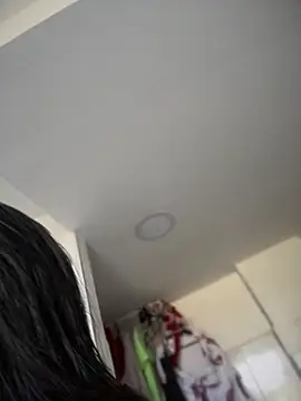 kiaraglam2 Adlı Modelin Canlı XXX Sohbeti