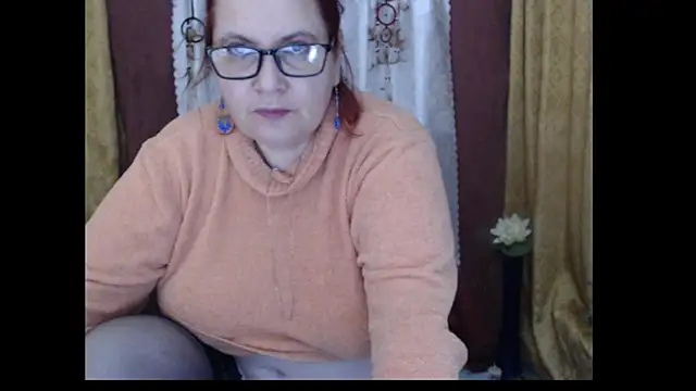 PlayfullMature Chat XXX in diretta