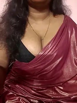 Show de Keerthee_ na webcam