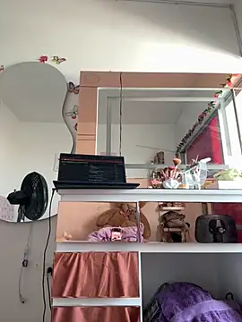 jailyncam_ Adlı Modelin Canlı XXX Sohbeti