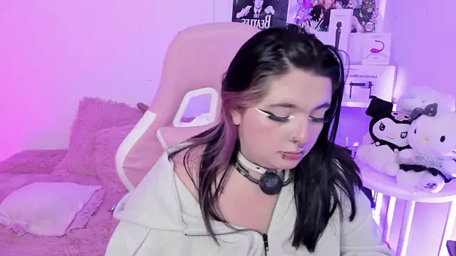 Sachi_Meow Adlı Modelin Canlı XXX Sohbeti