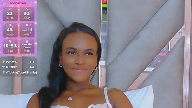 Sally-NoaのライブXXXチャット