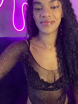 Cammgirlmii 라이브 XXX 채팅