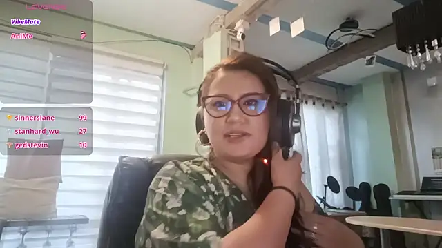 Vesper_VixenのライブXXXチャット