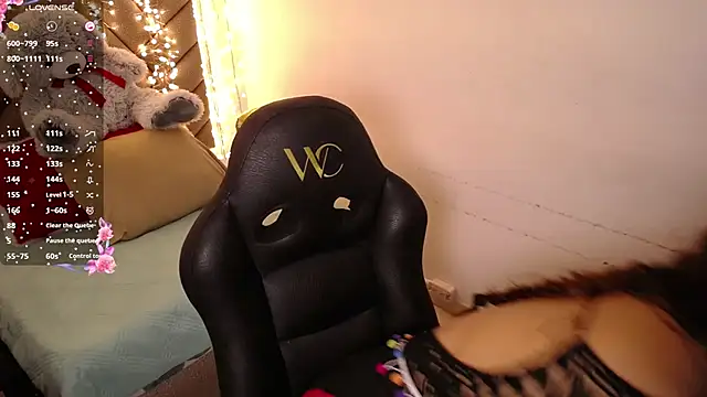 heluejamilのライブXXXチャット