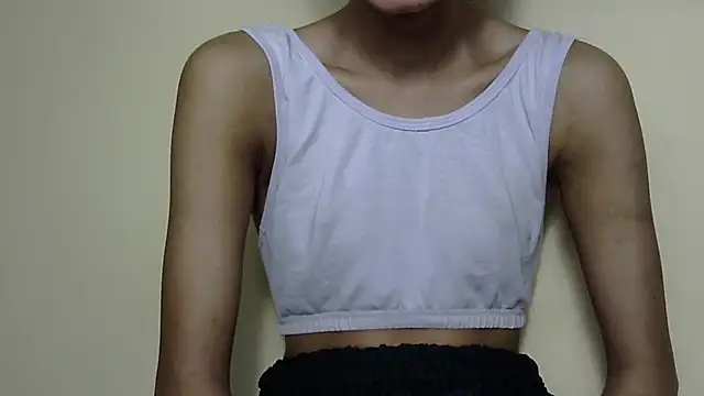 Anu_tiny Adlı Modelin Web Kamerası Şovu