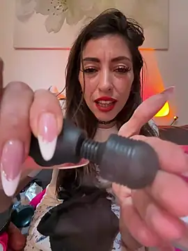 دردشة Amani_thewolf الجنسية المباشرة