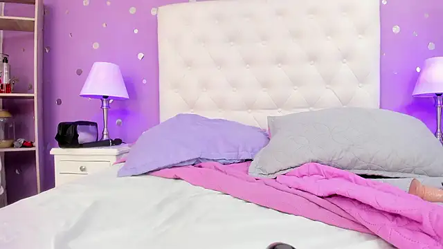 rousse_millers live XXX chat