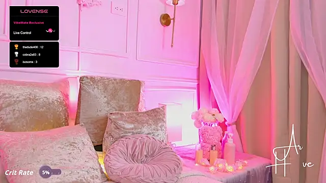 AriaHeavens live XXX chat