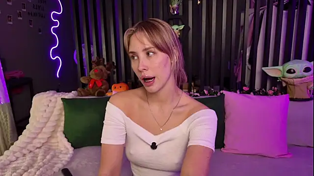 plugmyHDMI élő XXX-chatje