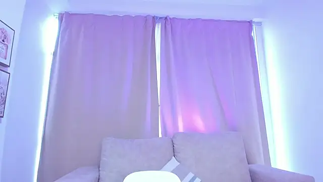 barbie_es' Webcam Show