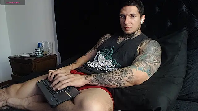 Shane_Clay Live XXX-Chat