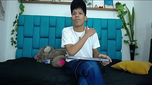 Stephen_Angel Live XXX-Chat