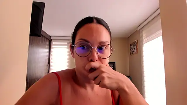 anabel_025 Adlı Modelin Canlı XXX Sohbeti