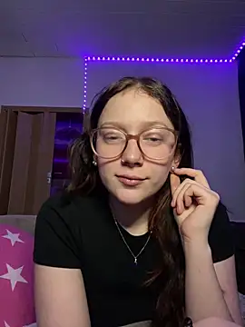 Chat XXX en directo de YoungLisaa18