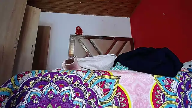 Pokazy przed kamerką – Shermie24