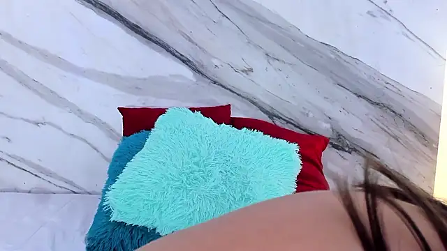 thamiina_'s Live XXX Chat