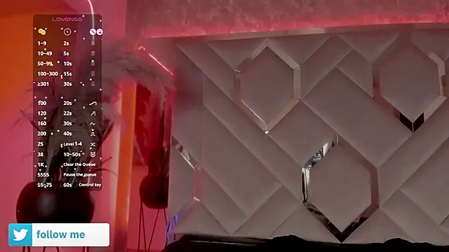 Sara_Foxx1のライブXXXチャット