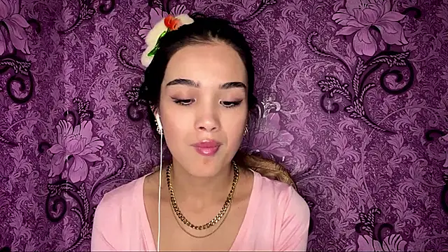 AylinBlush's Live XXX Chat