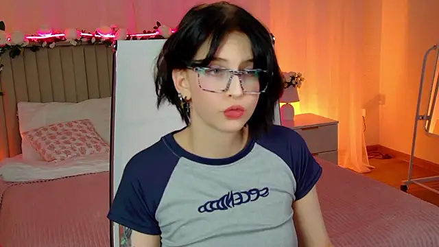 ElenaSomerhalder – Live XXX-chat