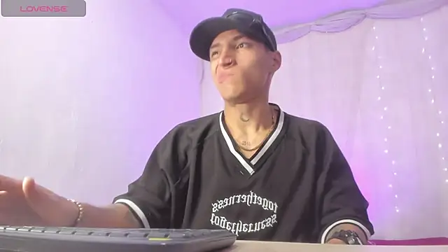 dantefriore_ webcam show