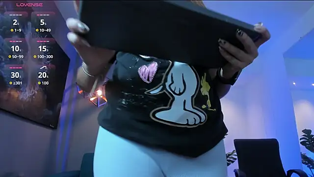 miataylorr1's Live XXX Chat