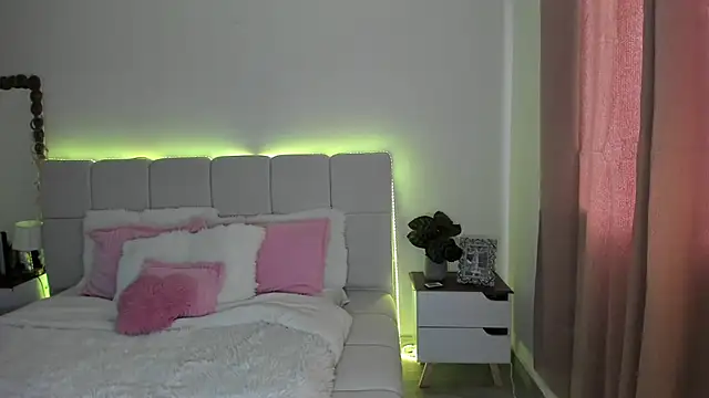 Chat XXX en directo de Ori_valentina