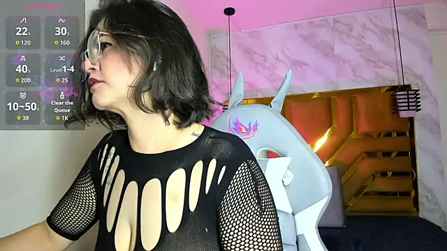 Luciifeer_ live XXX chat