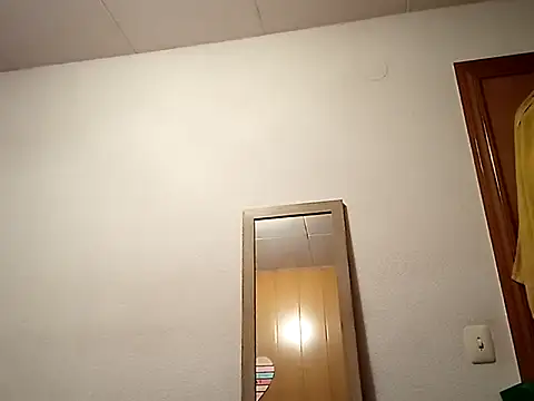 Morena_ojazos_travieza-39 Adlı Modelin Canlı XXX Sohbeti