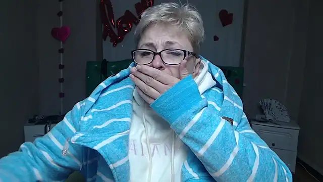 EmiliaGree Chat XXX in diretta