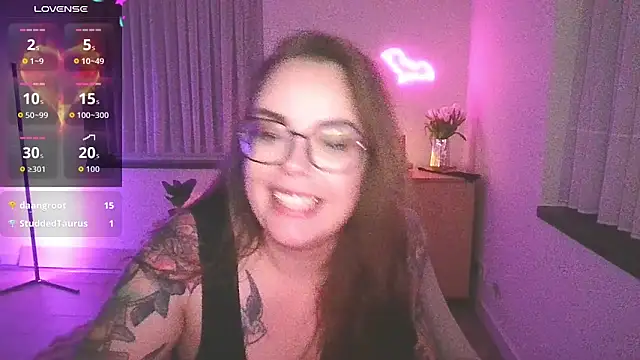 Chat +18 de Miss_Lucifer6 ao vivo