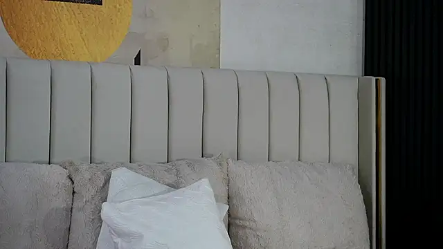 Chat XXX en directo de MiaJolie_