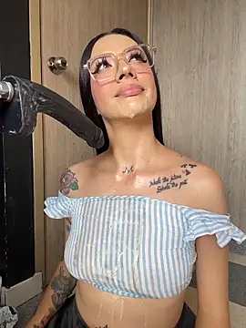 ValentinaBianchi's Live XXX Chat